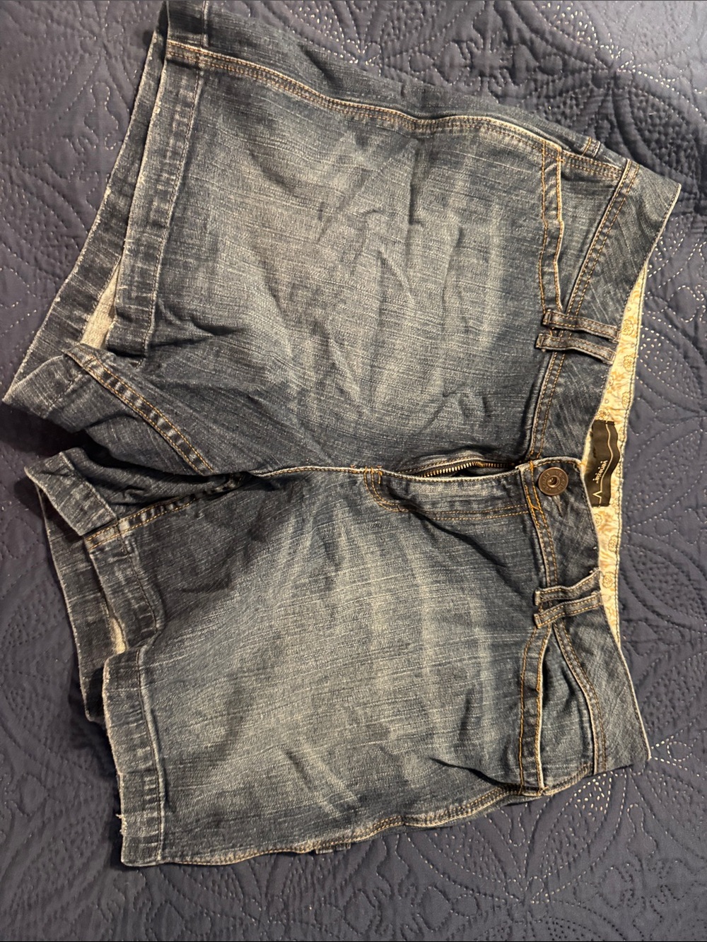 Jeans subcategory identification